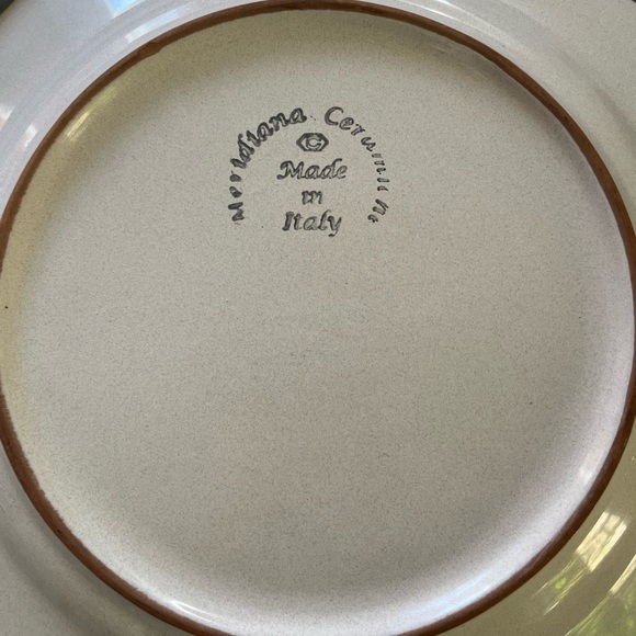 Vintage Hand Painted Italian Merdiana Ceramiche “Dueling Dragons” Dinner Plates - Picture 2 of 7